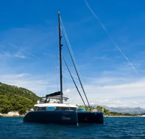 Dessus Sailing Catamaran